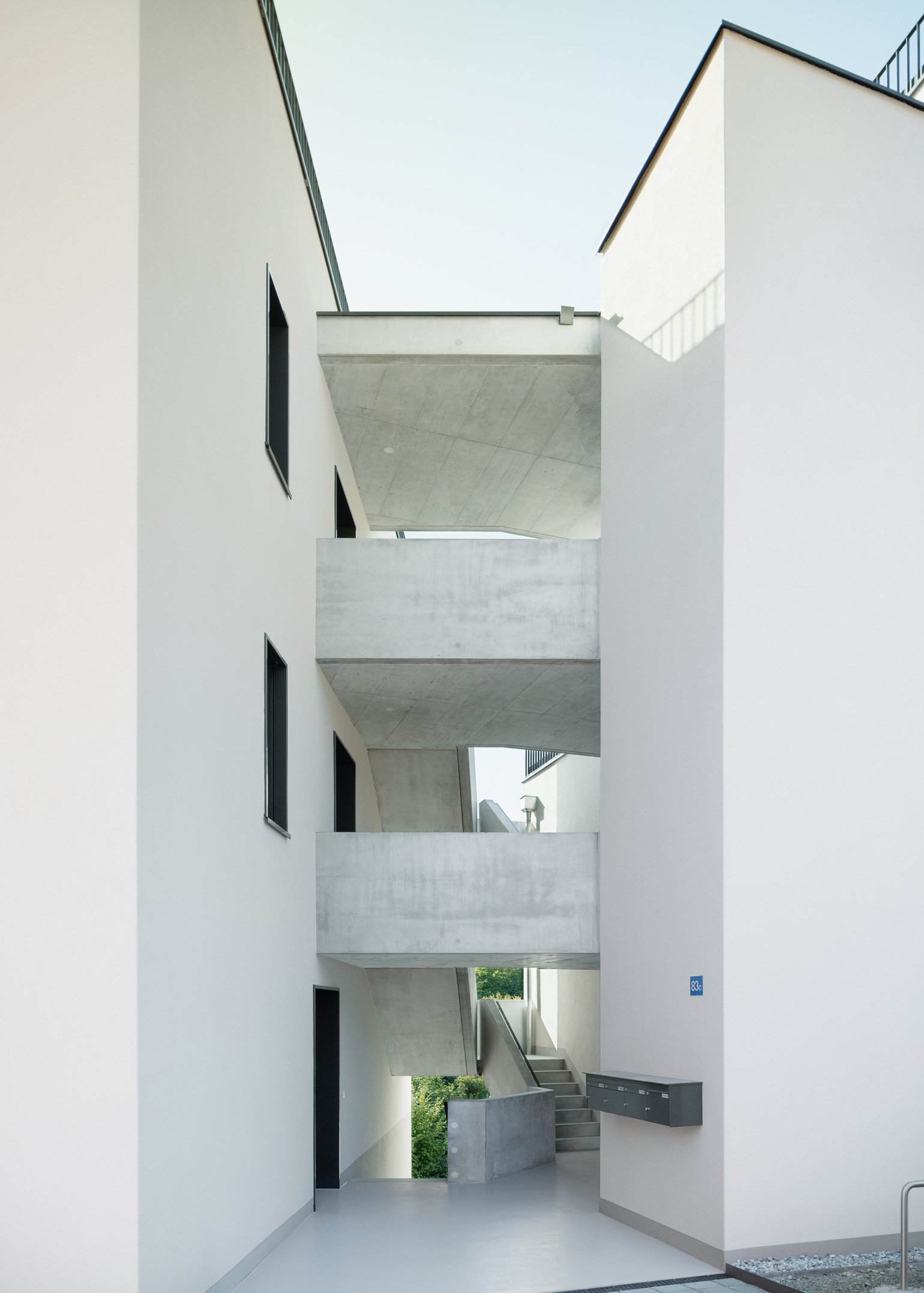 Atada Dupond et Dupont bâtiment